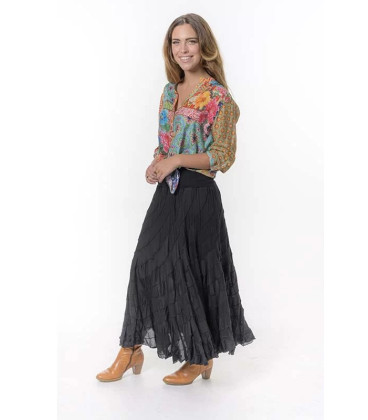 Falda Negra
