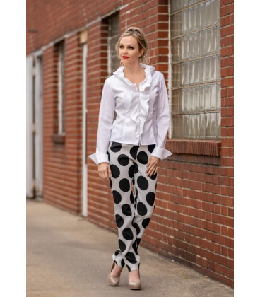 Blusa Blanca Manga Larga Revuelo Frente