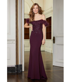Vestido Off Sholders Plumas en los Hombros Morado