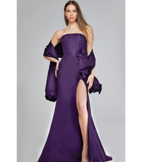 Vestido Strapless Morado Con Flor en la Cintura
