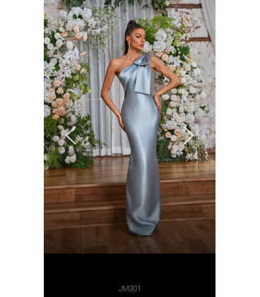 Vestido Gris un Hombro con Laza