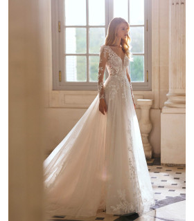 A-line, V-Neckline