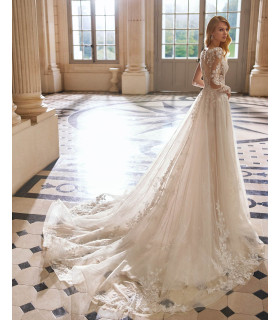 A-line, V-neckline