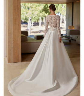 Princess Cut, Square Neckline