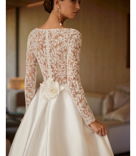Princess Cut, Square Neckline
