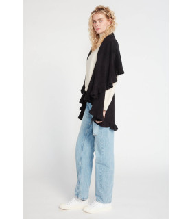 Shawl with Ruffle
