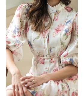 Vestido Corto de Flores