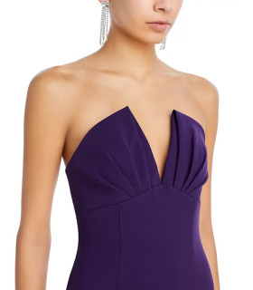 Vestido sin tirantes en color morado