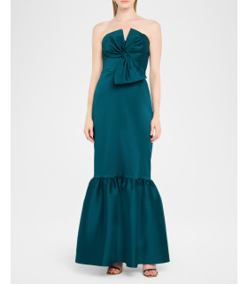 Strapless mermaid dress with bow at the front