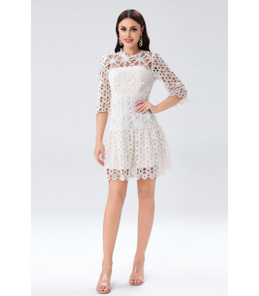 Vestido Corto Calado Manga Larga