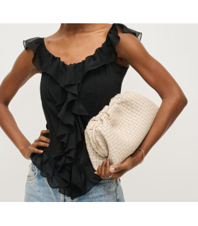 Woven bag with snap closure