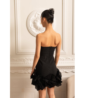 Vestido strapless flores 3D en ruedo