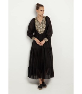 Vestido de algodón con bordados dorados