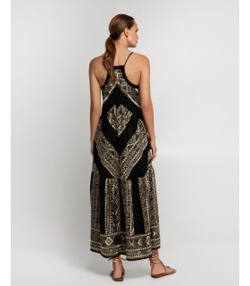 Classic triangle dress with buttons