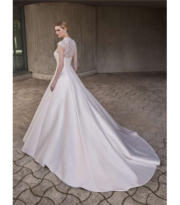Pronovias