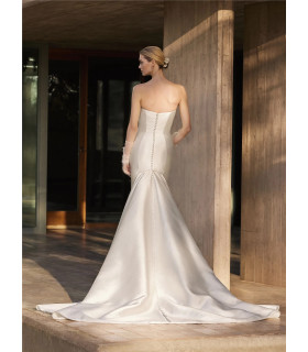 Pronovias
