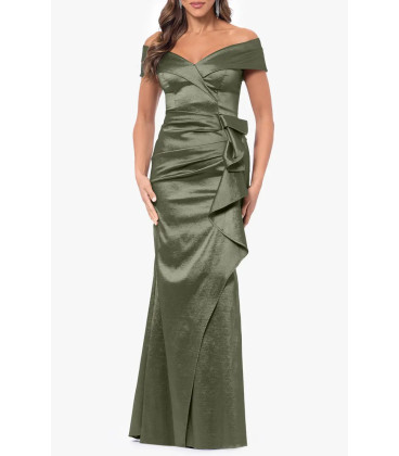 Vestido de tafeta off shoulders