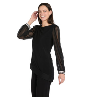 Blusa asimétrica con mangas largas y puños brillantes.