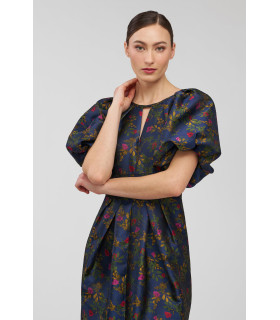 Dress with short puff sleeves