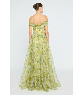 Vestido de organza estampada con hombros descubiertos
