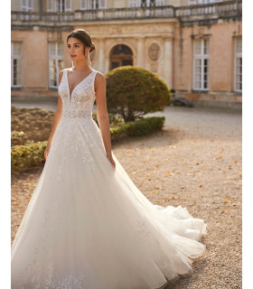 A-line dress in tulle with lace, V-neck