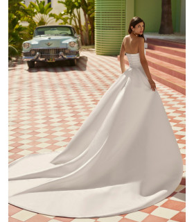 Strapless satin mermaid dress