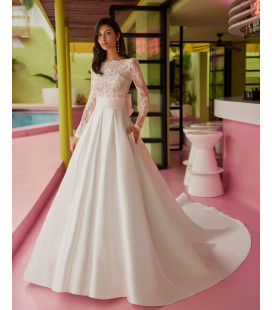 Dress with long-sleeved lace blouse and mikado skirt.