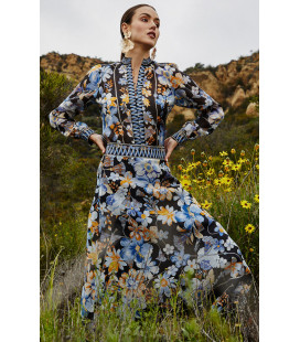 Traje de organza de lino floral