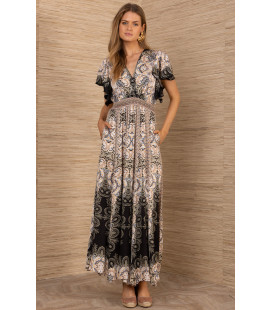 Vestido con cintura fruncida y mangas con vuelo