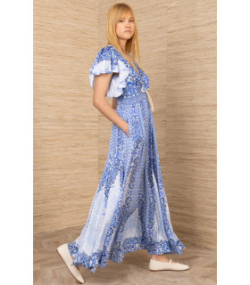 Vestido con cintura fruncida y mangas con vuelo