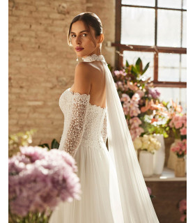 Strapless dress, lace blouse, flowing skirt.