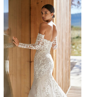 Mermaid style dress with lace and rhinestones, sweetheart neckline
