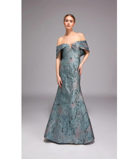 Off-the-shoulder mermaid dress