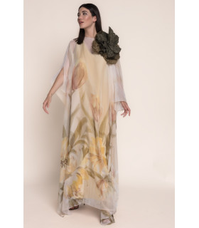 Vestido estilo capa con estampado floral