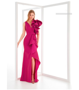 Vestido con escote en V y detalle de cascada en el hombro y la falda