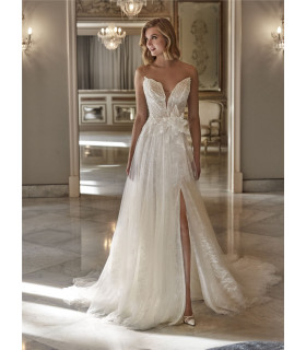 Vestido corte-A con escote corazón en glitter