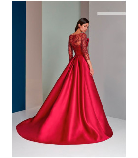 Mikado dress, tulle neckline and sleeves with glitter