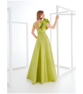 Dress with V-neck, open back and gathered ruffle at the shoulder