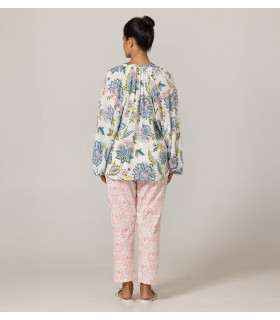 Blusa con mangas largas abullonadas y estampado floral