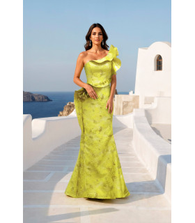 One-shoulder dress with ruffles