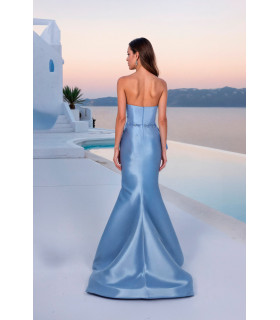 Vestido strapless de tafetán  con detalle en la cintura