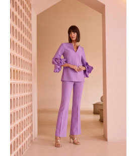 Conjunto de blusa y pantalón con mangas con volantes