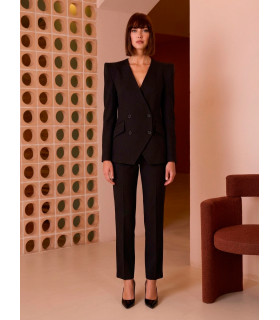 Jacket and trousers set with shoulder pads