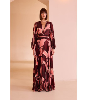 Long-sleeved pleated dress