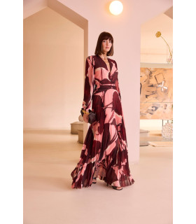 Long-sleeved pleated dress