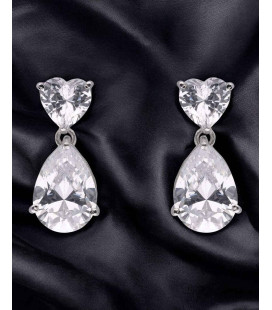Crystal earrings in the shape of a heart and teardrop