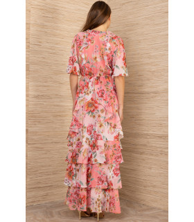 Vestido con volantes en todo el cuerpo y mangas acampanadas