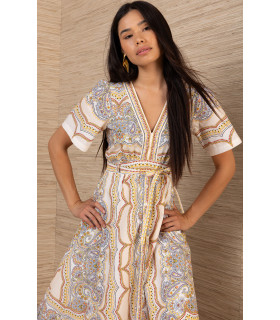 Vestido estampado de manga corta y escote en V