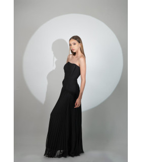 Strapless dress with pleated skirt