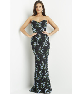 Vestido estilo sirena, escote corazón y túnica con puños de plumas
